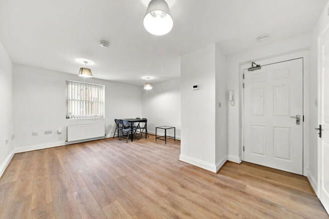 LookProperty's tweet photo. TO LET 🏡

Forum Court, Libra Road, Bow, E3 📍

£1,450pcm 💷

Spacious studio flat available just off Roman Road. Separate kitchen and bathroom, laminate flooring, being neutrally decorated and is available unfurnished / furnished.

https://t.co/GVeDaQNqjk https://t.co/CetfFpblML
