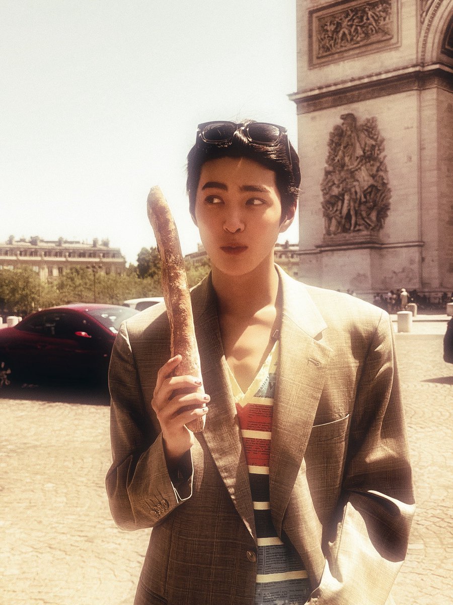 youngcreatcr's tweet photo. isadore blog | part one — photo dump friday 

good morning blog, welcome to the FIRST ever post on here. My name is Isadore and welcome to photo dump friday.. here’s a mini photo dump on my trip to paris 🇫🇷🥖 https://t.co/UkuzNHaoBy