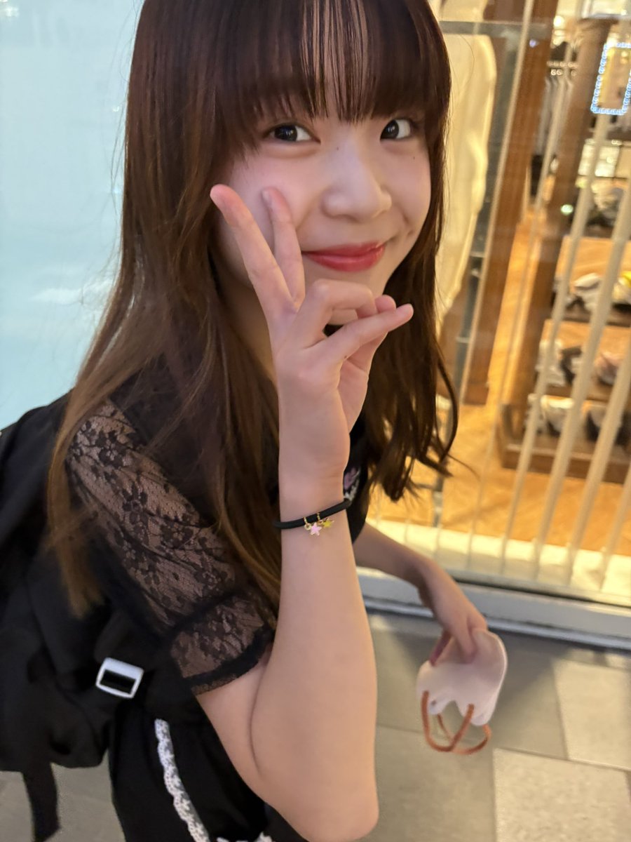 miori_2014's tweet photo. .
ついに明日撮影会ですね💕
みんな体調大丈夫かな？
今日は弟のクラスが早帰り措置だったよ💦
明日も移動はマスクして元気に向かいますね💖
最後の撮影会❗️楽しみ😊
#スタマガ #スタマガ撮影会 #みおり https://t.co/YqERrd2y8y