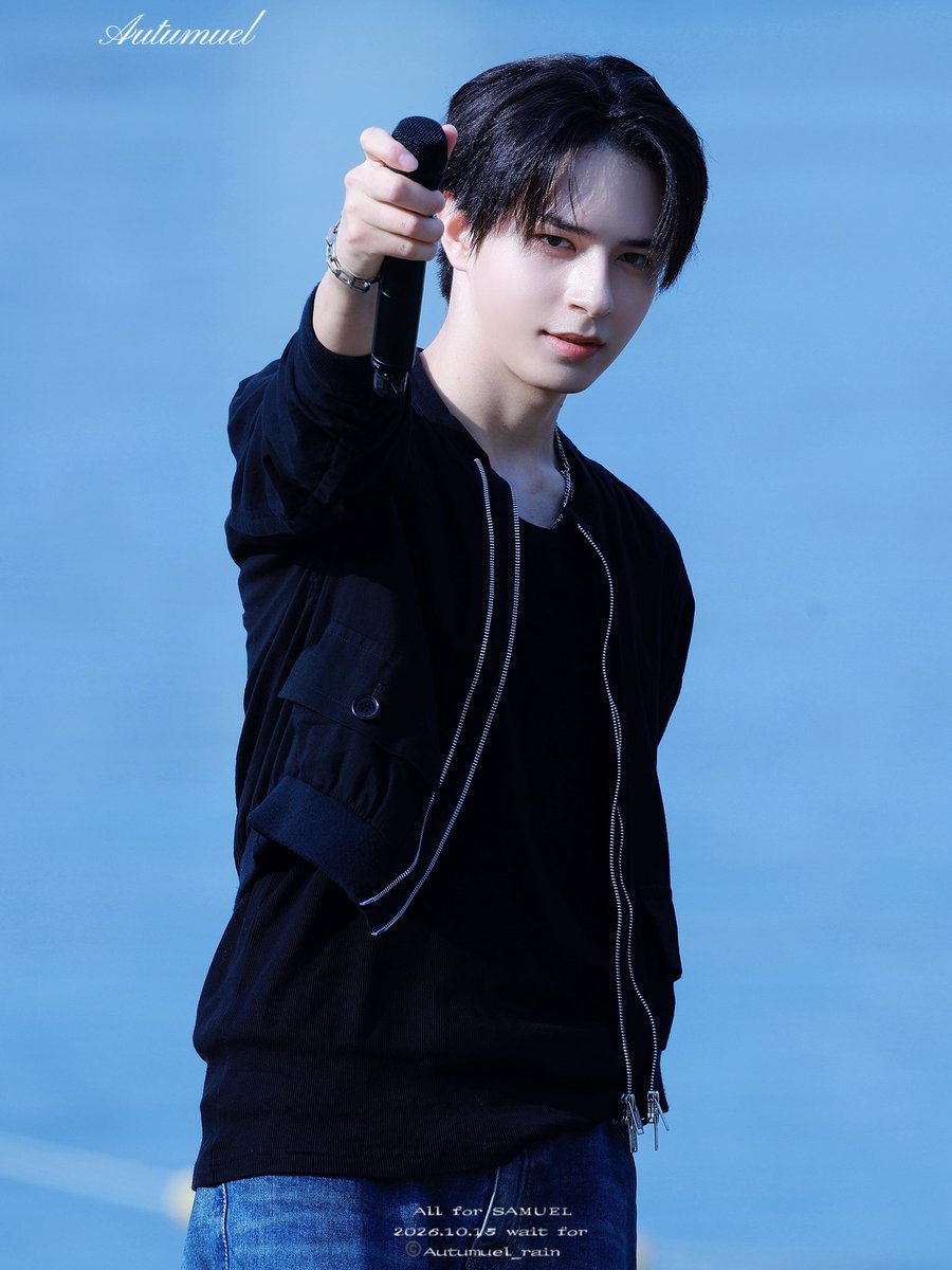 Autumuel_rain's tweet photo. 261016 반포한강공원

🎤

#GRID_TRAINEE #SAMUEL #사무엘 https://t.co/AlVf0QCJTG