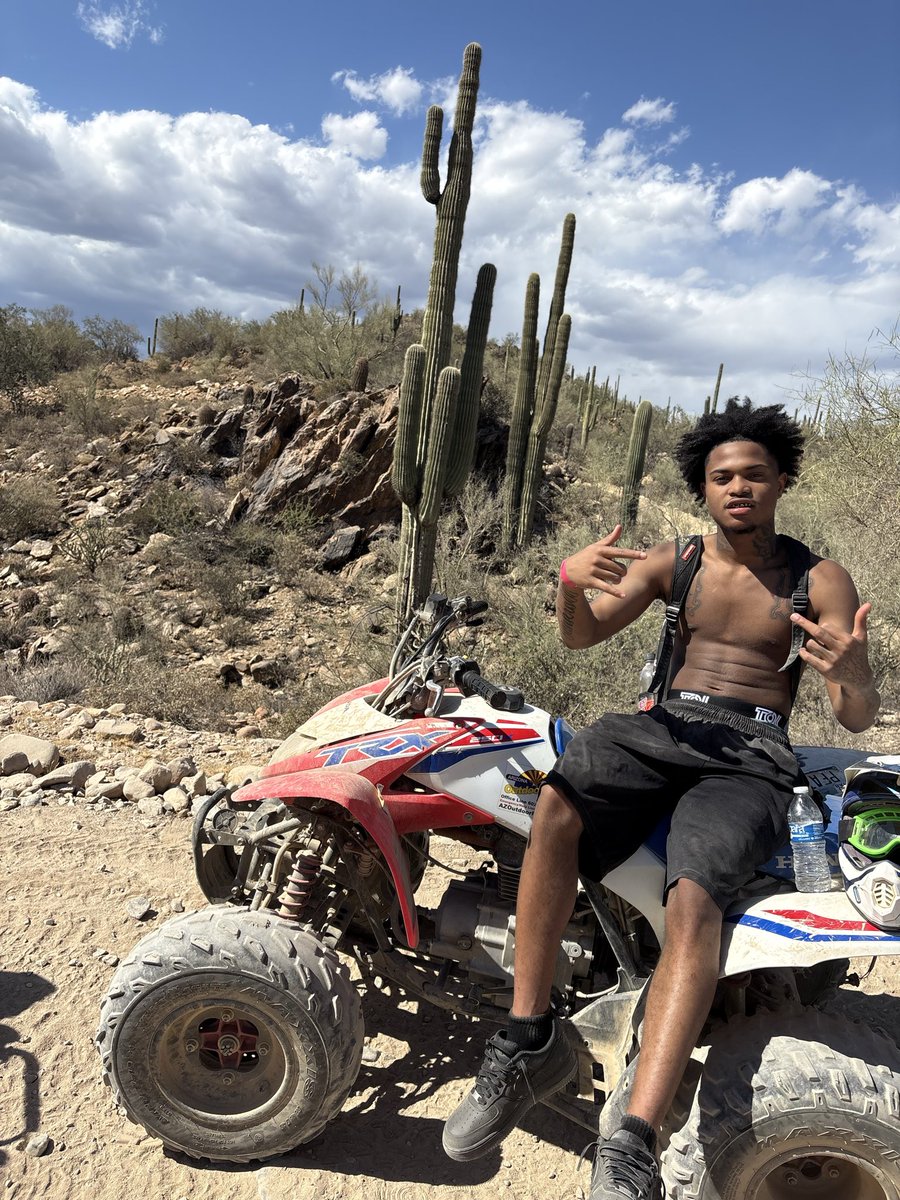 BankrollGzz33's tweet photo. https://t.co/X7iTVwZ0bi