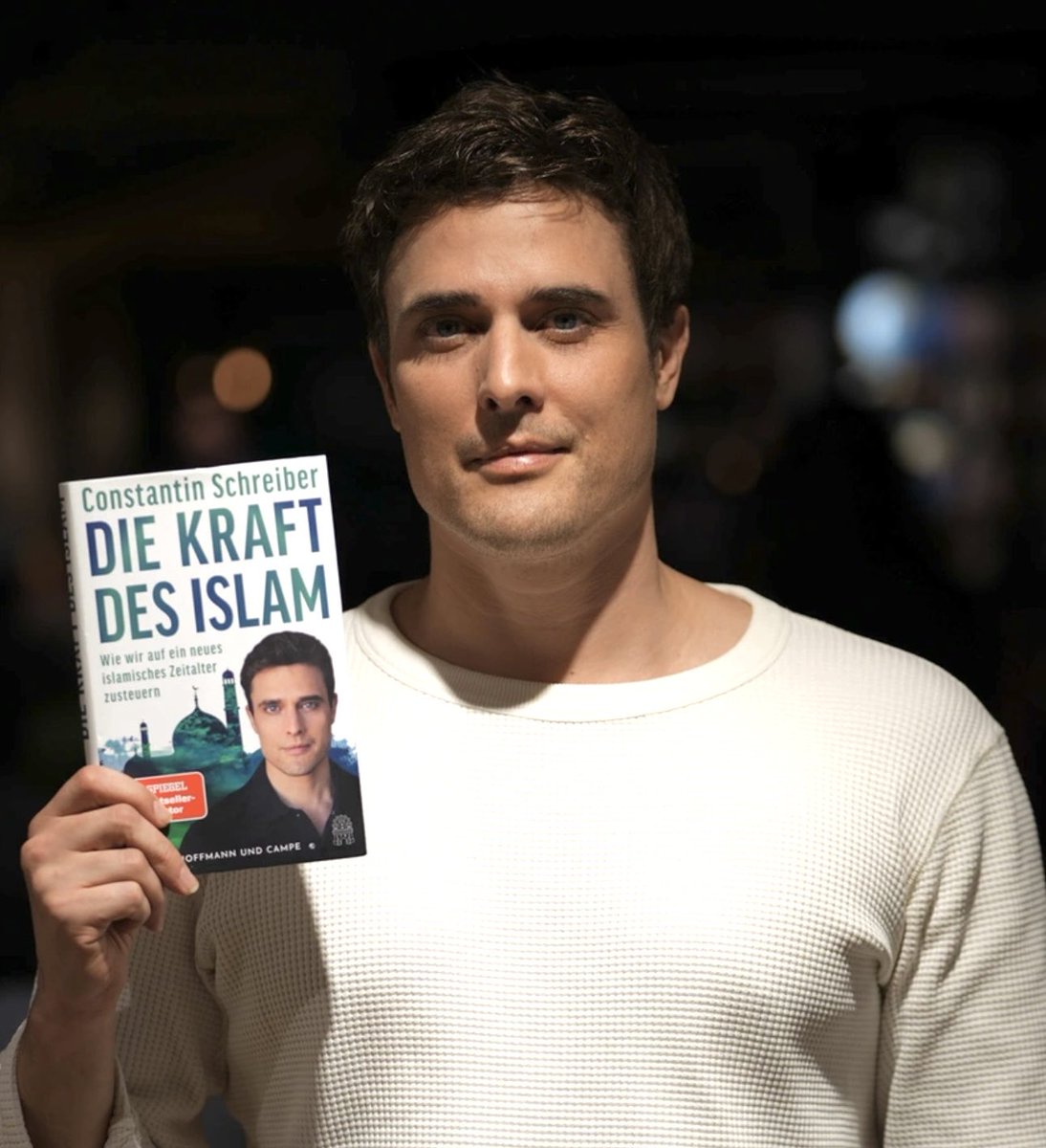 ConstSchreiber's tweet photo. Mit „Kraft des Islam“ möchte ich Zusammenhänge verstehen, Entwicklungen einordnen und daraus konkrete Handlungsoptionen ableiten. Klar, sachlich und konsequent an der Wirklichkeit orientiert. Denn nur wer die Realität versteht, kann sie auch gestalten.
https://t.co/polXRyJ5sC https://t.co/LcgrISFDJX