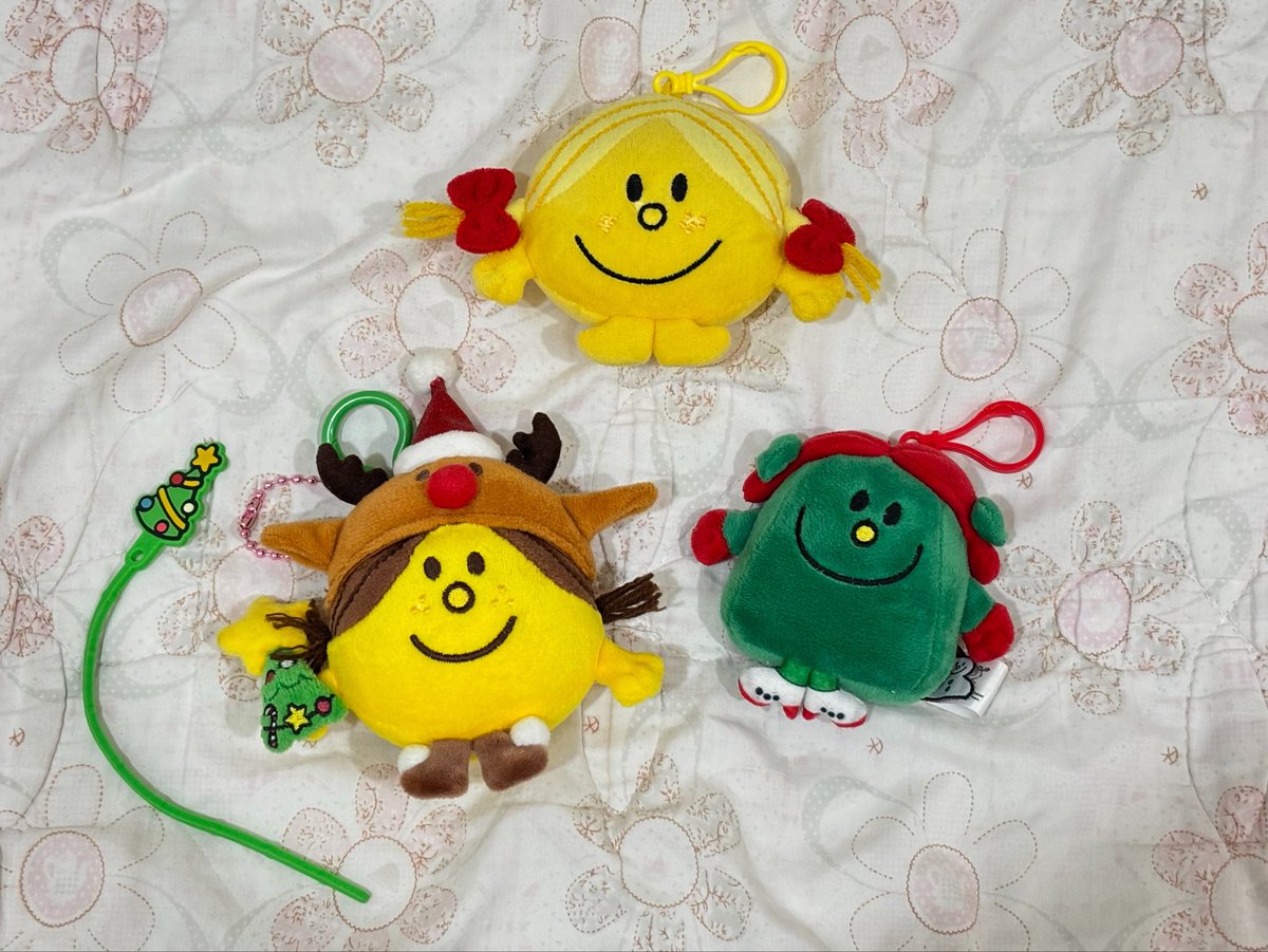 user20021409's tweet photo. little miss sunshine 140฿
little miss christmas 170฿ (ไม่มีขายแล้ว)
little miss magic reindeer 160฿ แถมสายรัด
ราคารวมส่งแล้วค่า สนใจ dm ได้เลยย 💟
#codeccreation #ส่งต่อcodeccreation #ส่งต่อcodec #ส่งต่อตุ๊กตา #พวงกุญแจตุ๊กตา #ส่งต่อพ��งกุญแจ #ตลาดนัดตุ๊กตา https://t.co/rF1f9Pz5Aq