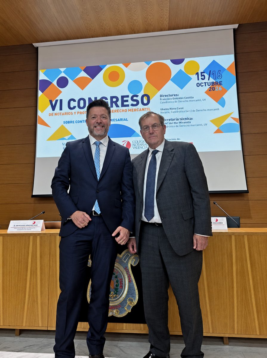 COAPI_Valencia's tweet photo. Ayer, Alfredo Cano, presidente de COAPIV-APIVA, asistió a este congreso dedicado a la contratación empresarial, un espacio de encuentro entre profesionales del ámbito jurídico para abordar cuestiones de actualidad en el derecho mercantil. https://t.co/GepRHBcusA
