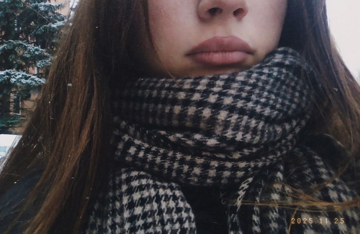 bbm_gs's tweet photo. ༄˖°. ｡⋆° ꩜ .ೃ࿔*:･

ℛachel ˎˊ˗
★ nineteen summers

⤷ fluent in english · español · français
 ⋆˚࿔ living with mia/ana 

˗ˏˋ not very extroverted, 
but i’d love to be mutuals / friends ˎˊ˗  

#edtwt #wlw #ricecaketwt #tumblr https://t.co/hs7m6Kqbz0