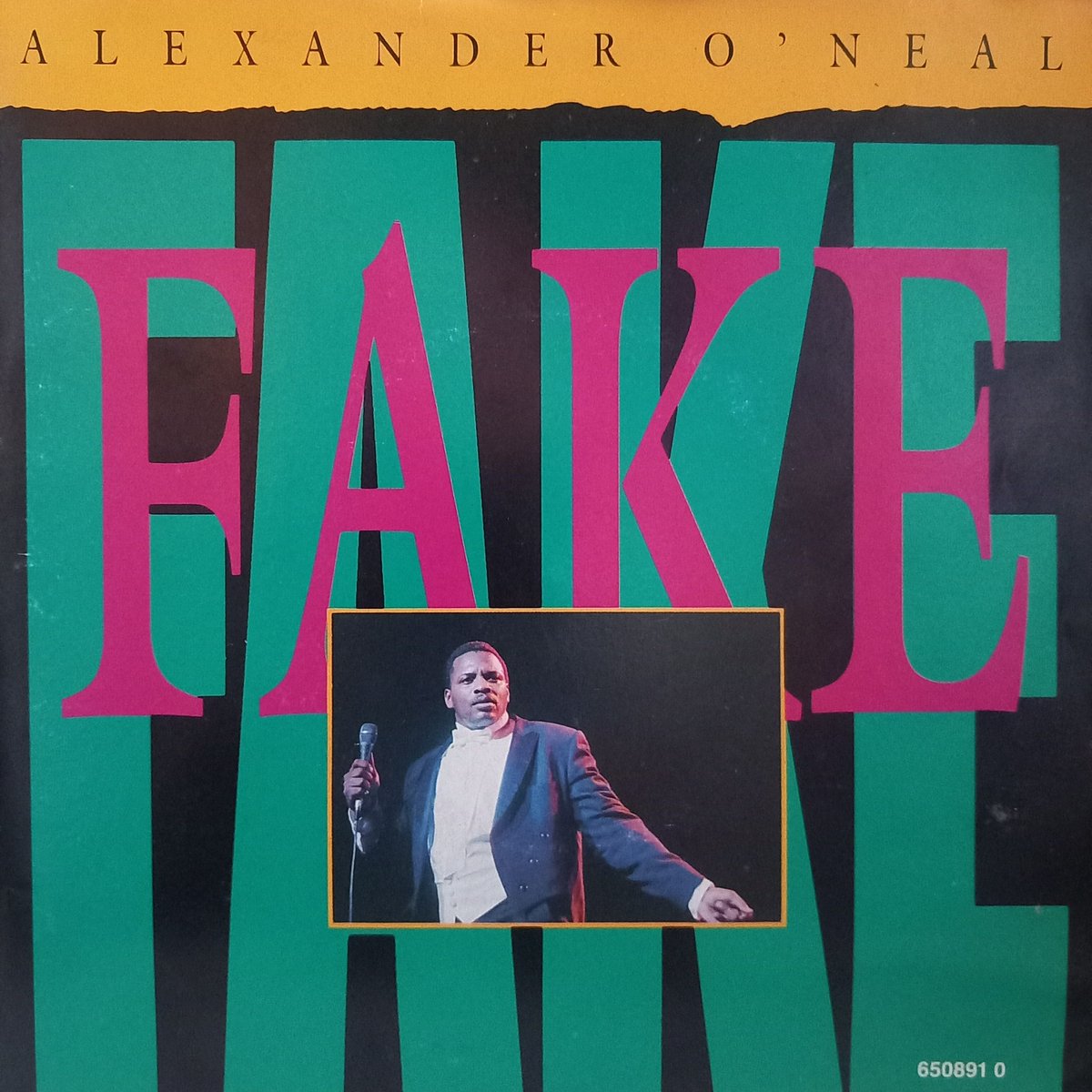 The_Harry_Man71's tweet photo. 1987. Fake - original version #7inch poster sleeve single #alexanderoneal #tabu #cbsrecords #80s #vinyl #vinylcollection https://t.co/6gxc2uoV2Z