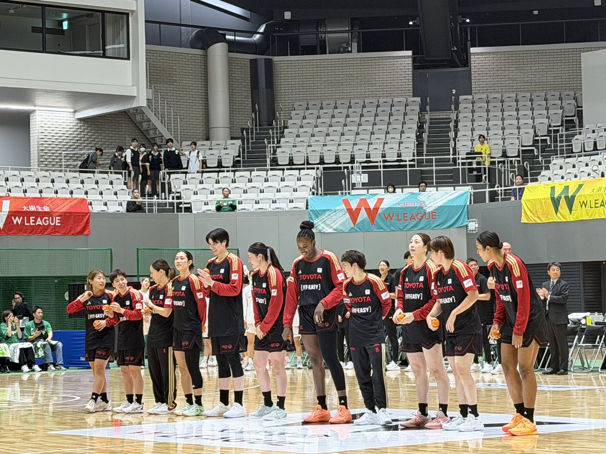 9214_kuni's tweet photo. Wリーグユナイテッドカップ
グループステージ🏀
トヨタアンテロープスvs日立ハイテククーガーズ
移籍後初の公式試合に臨むみーちゃんの応援ꉂꉂ📣

#Wリーグ
#ユナイテッドカップ
#トヨタアンテロープス
#がんばれみなみ 
#白崎みなみ https://t.co/7YyErcGoIG