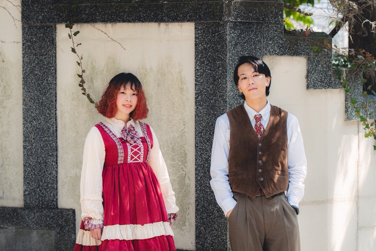 yuiyui__0403's tweet photo. ／
 ツアーファイナル🎊
 勝手に！出演アーティスト紹介👭
＼
⁡⁡
4組目【apricot Lily】
サブステージ16:05〜

大阪発！男女ツインリードボーカルフォークデュオ！様々な愛の形や日常を歌にする。

apricot Lily / 「君と、スウィート・アプリコット」
🎥🔗 https://t.co/ZUbh1348PF

#YUIYUIフェス https://t.co/Q1XObJRoq8