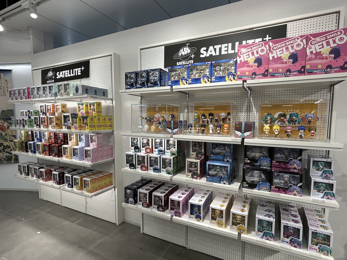 gsc_goodsmile's tweet photo. 【LINE FRIENDS SQUARE SHIBUYA】2階「SATELLITE⁺」にて
キャラクターグッズ満載のポップアップ企画
〈MIX! FIGURE SQUARE〉が10月16日(金)～スタート！

グッスマの特設コーナーも大きく展開しております✨
お誘い合わせの上、ぜひ遊びにお越しください♪ https://t.co/IllYKB9J3s