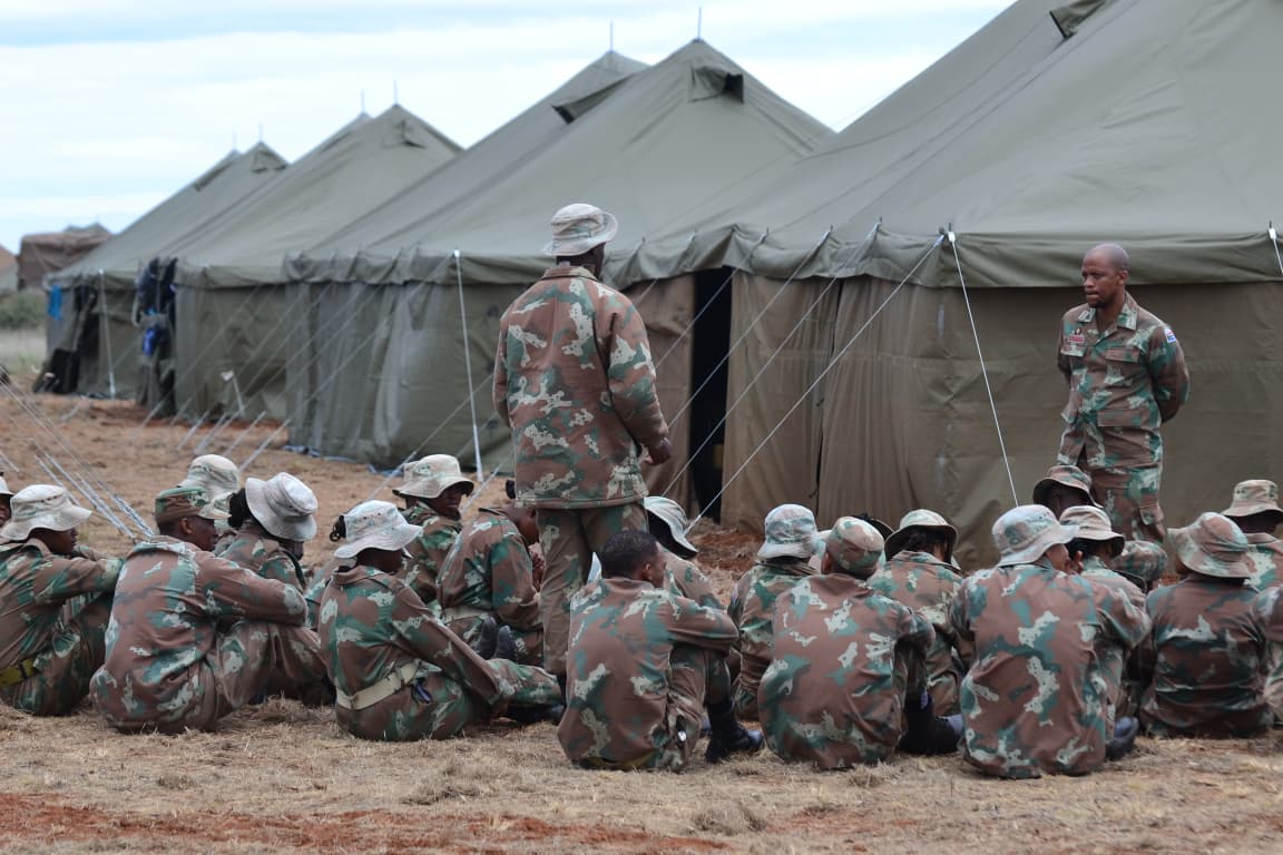 SANDF_ZA's tweet photo. Strengthening mental resilience || South African Military Health Service supports SA Army recruits during Exercise VUKUHLOME V 2026.
https://t.co/ts0xJ8GvgL
πΏπ¦#SANDF
πΏπ¦#SAArmy
πΏπ¦#SAMHS
π#MentalResilience
πΏπ¦#ExerciseVUKUHLOMEV2026 https://t.co/Kf2OZ7PlbK