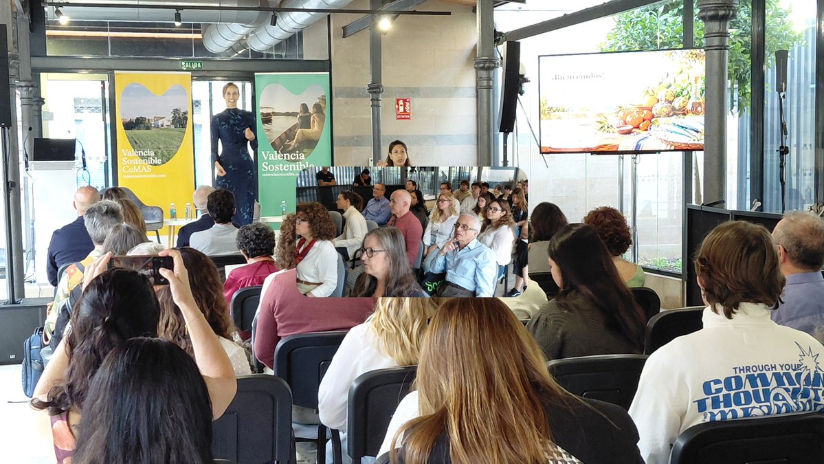 vlcsostenible's tweet photo. 💚 Presentem #TerrAlimentació
@vlcsostenible @AjuntamentVLC 
🍏 No saps què es?
👉🏽https://t.co/GhlEimRZyQ
#DiaMundialDeLaAlimentacion https://t.co/loEZ09W5cC