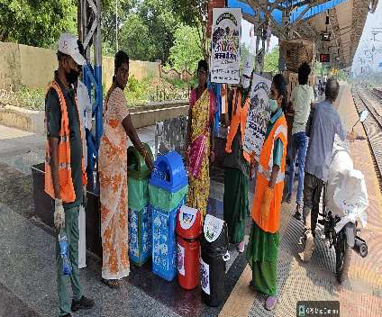 SCoRAILWAYVSKP's tweet photo. Four Streams, One Clean Mission
Segregate waste at source! ♻️
Keep wet, dry, sanitary and special-care waste separate. Correct segregation enables better collection, processing and disposal.
#WasteSegregation #FourStreamSegregation #SwachhBharat #CleanRailways #IndianRailways @DRMVSKPSCoR @drmvijayawada @drmgnt @drmgtl
