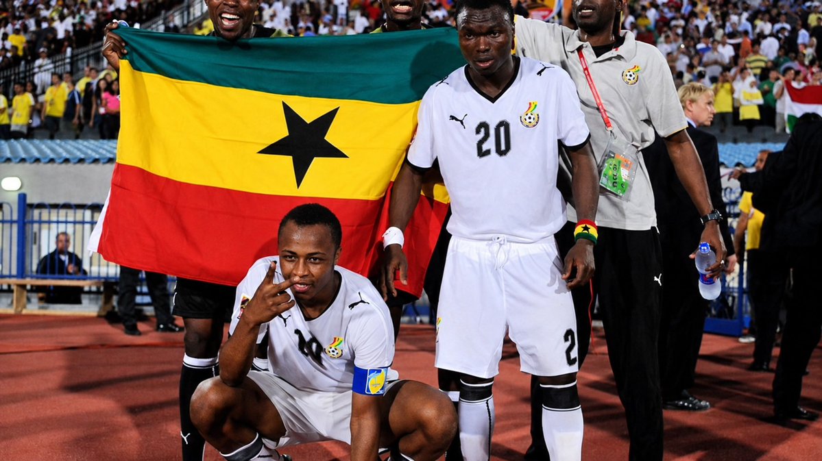 ghanafaofficial's tweet photo. 🔙 On this day in 2009 — 17 years ago! 🕰️

✨ #BlackSatellites conquered the world in Cairo, defeating Brazil 4–3 on penalties to become the first African nation to lift the FIFA U-20 World Cup. 🏆🇬🇭

#FIFAU20WC https://t.co/enhSRA0cwe