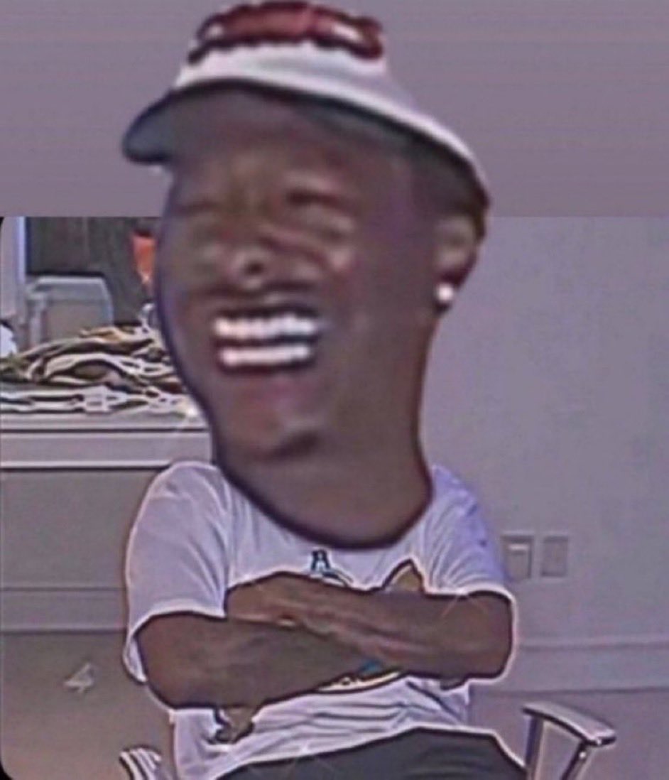 PDXkena's tweet photo. @HOFS0T0 Fuck U 😭 https://t.co/uHRMtYXDqd