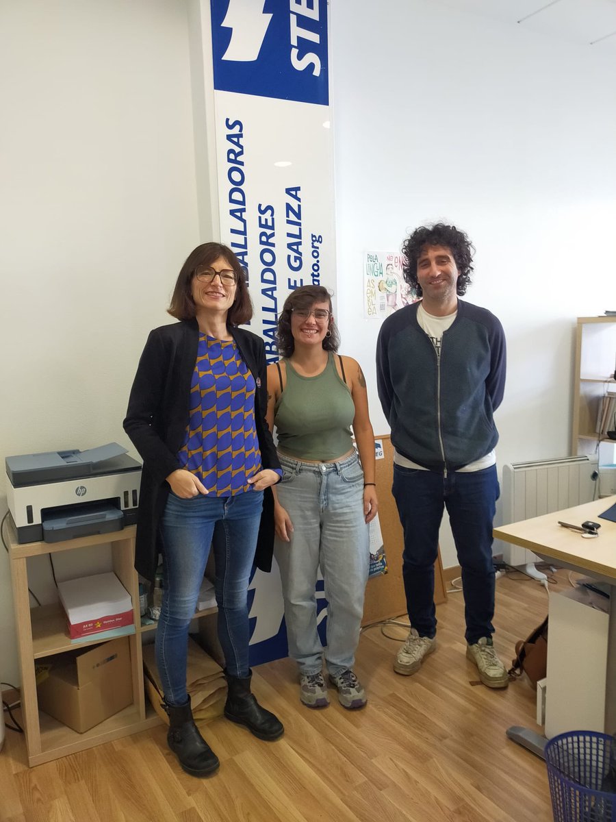 stegsindicato's tweet photo. 🏠Hoxe tivemos visita do Sindicato de #Vivenda de #Compostela para comezar a preparar a folga xeral do 11N. https://t.co/plCdh6OeB5