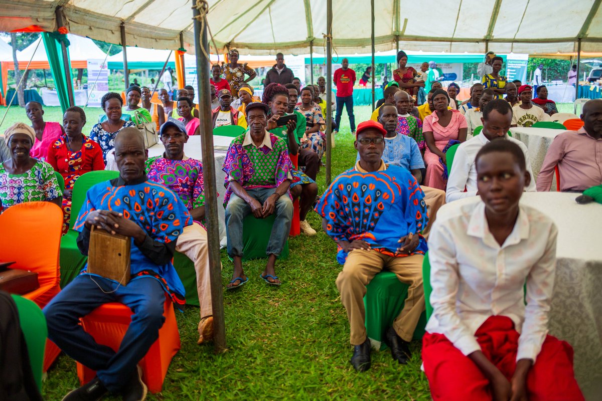 ESAFFUG's tweet photo. 𝐃𝐚𝐲 𝟐 | #𝐍𝐀𝐅𝟐𝟎𝟐𝟔
In her remarks, Nancy Mugimba, National Coordinator of @ESAFFUG, reiterated that food security goes beyond simply having food; it also means ensuring that food is safe, available, affordable, accessible and nutritious.

She called for stronger links between research and farmers’ knowledge, recognising the value of community-led practices in building climate resilience, preserving local seed varieties and conserving soils, while identifying areas that need further improvement.

“We are also here to celebrate what is working within the communities and forge a way forward for that which need improvements.”- She remarked

@noradno @OxfaminUganda @1000currents @humundi_ong @hekseperworld @Sida

#NationalAgroecologyFestival | #AgroecologyNow
