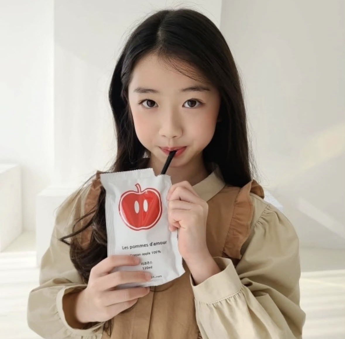 atouxe's tweet photo. 사과잡스에서 아윤이 사진 올려주셧땅 🫰🏻🫰🏻

#A2O #A2OLITE #AYUNE #아윤 https://t.co/jdyfQ1bFXr