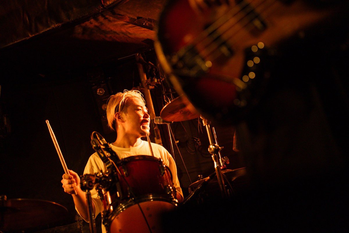 FUZZACT's tweet photo. 2026.10.12 下北沢Daisy Bar
"目撃録"
Photo byさかきた(@sakakita_film )
#目撃録 https://t.co/0FGdlLcS2V