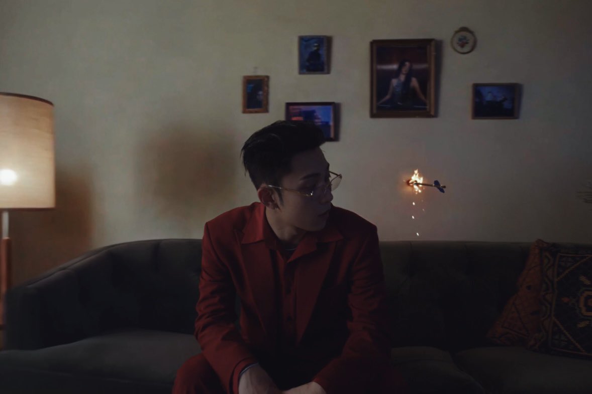 terjemahinRYUL's tweet photo. MASTERPIECE

#률 #RYUL #롱샷 #LNGSHOT https://t.co/Da2sY1IXXc