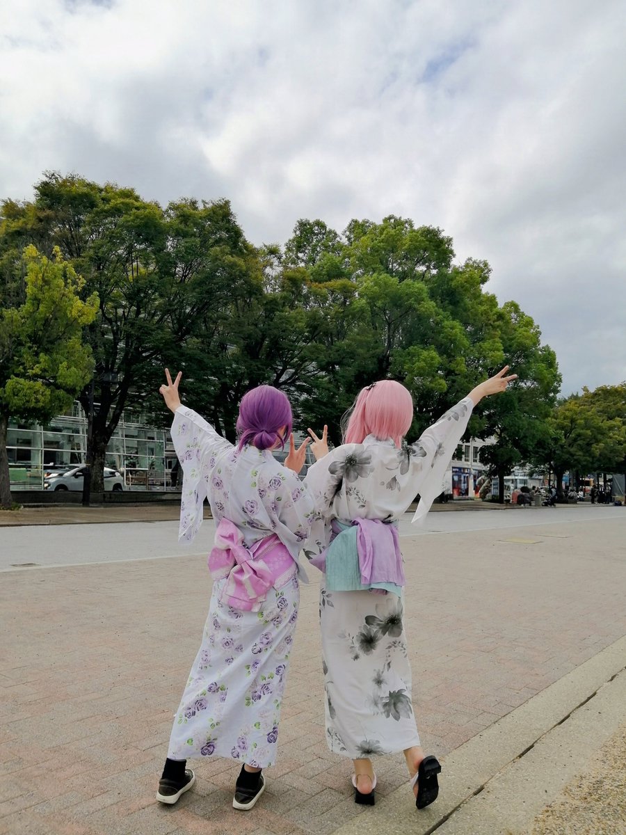 njiros_cp's tweet photo. ⚠️コスプレ注意⚠️
チェンソーマン
レゼ
プロジェクトセカイ
暁山瑞希(澪月☪︎⋆｡˚さん：@mitsuki_coss )

〜 夜店を照らす花火と秘密
　　はしゃぐ二人の夏祭り！ 〜

#colorplayer
#CP_HIMEANIONDO
#顔の見えないコス写真 https://t.co/5db039dUwJ