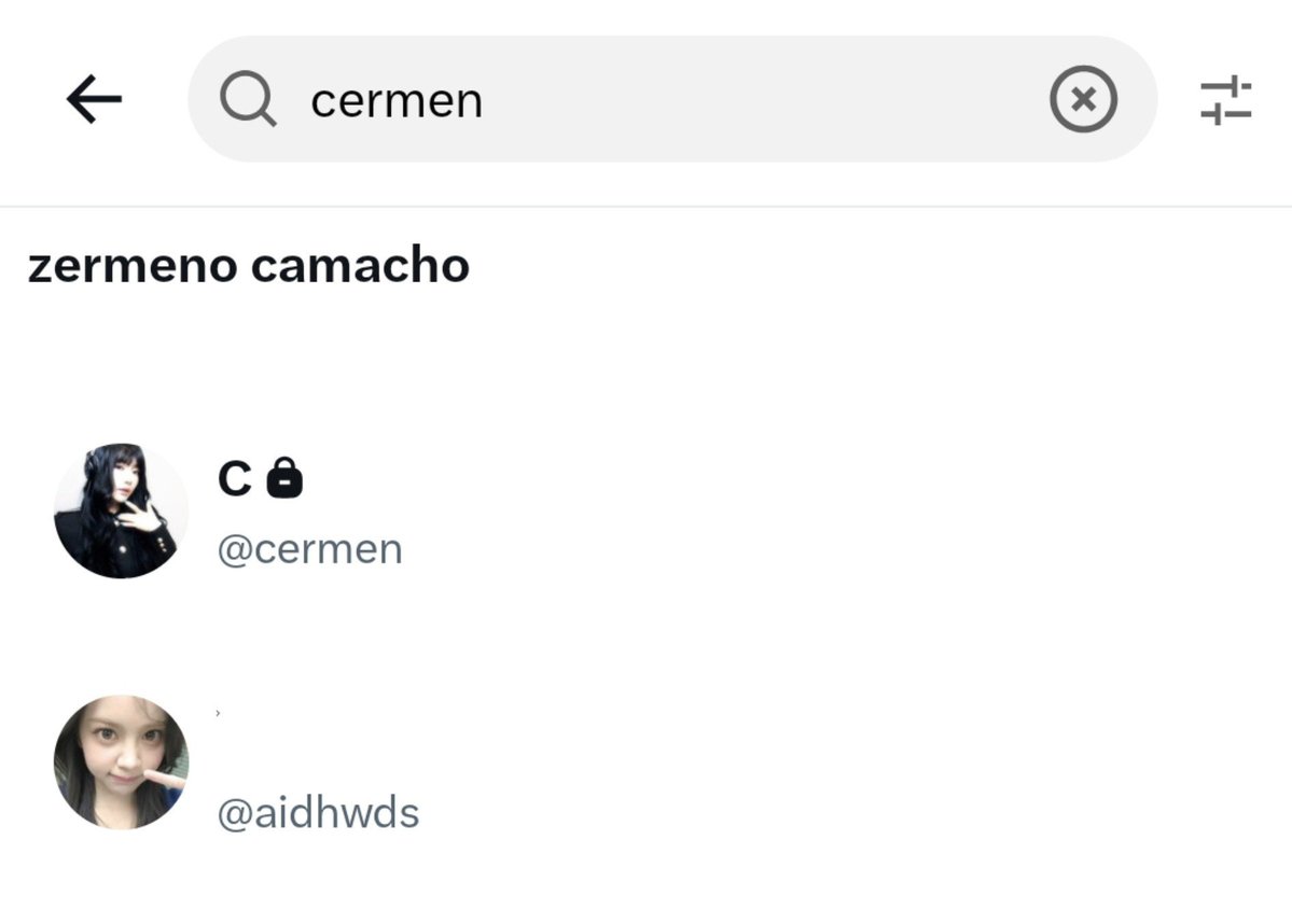 jongy's tweet photo. hi, semua! boleh tolong help rt?

kalau ada yang juaI usn @cermen mohon jangan dibeli ya. akun temanku (@aidhwds) tiba-tiba username-nya keganti dan dipindahin ke akun kosongan. dan buat yang hack @cermen, tolong balikin ya. nggak baik nyolong. ;] #zonauang #bealanja https://t.co/KZV81JOzrk