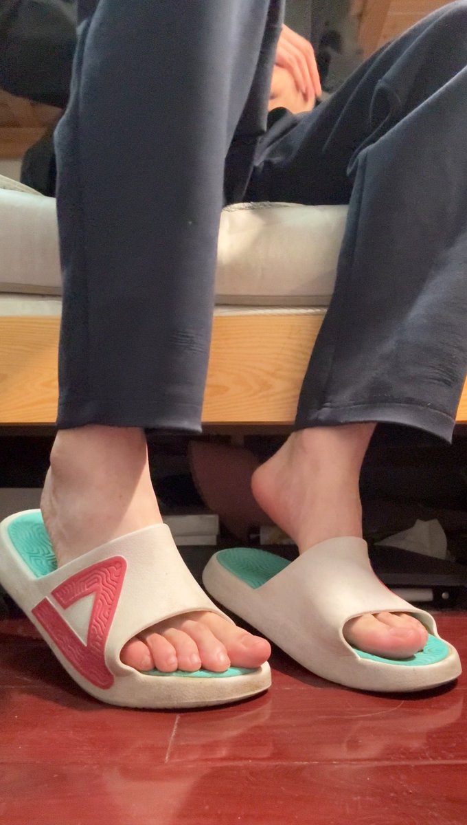 dingmsve's tweet photo. 滚到我的脚下 https://t.co/Ptmuy2JXvy