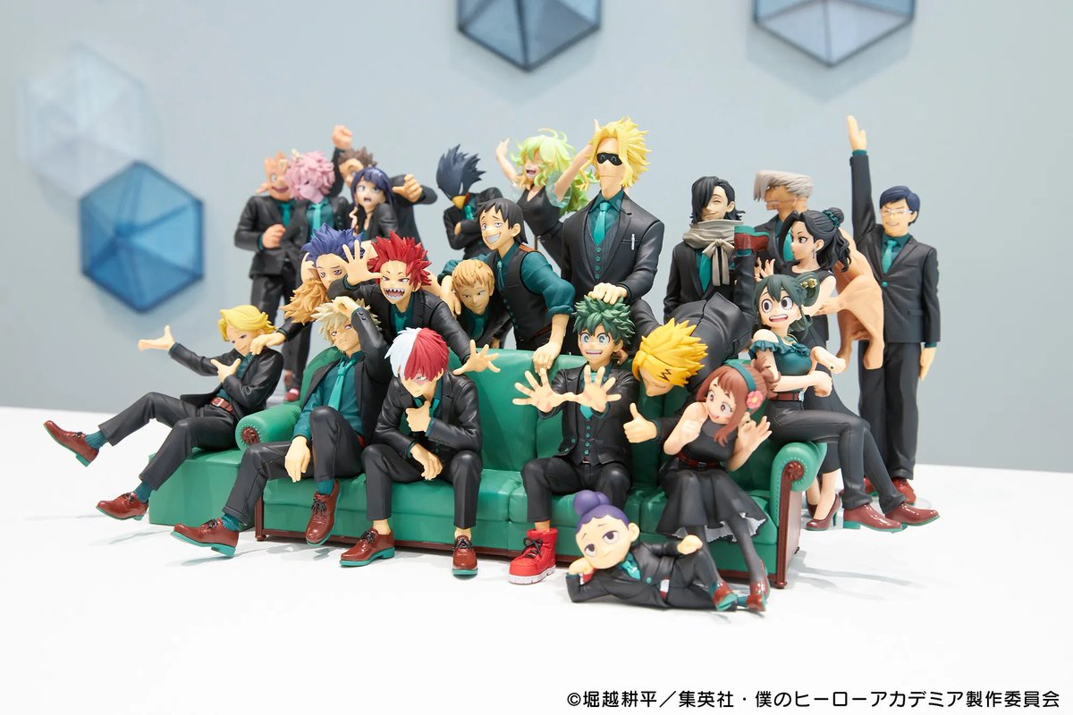 heroaca_info's tweet photo. アニメ 『僕のヒーローアカデミア』
10周年記念 特別フィギュア

山下大輝さんの特別インタビューと
実物写真が新たに公開されました！

▼特設ページはこちら
https://t.co/MKDgktAjSo https://t.co/eI1LEufNeY