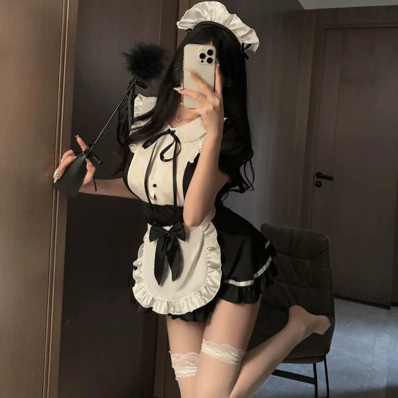 lilymoon_sele tweet picture