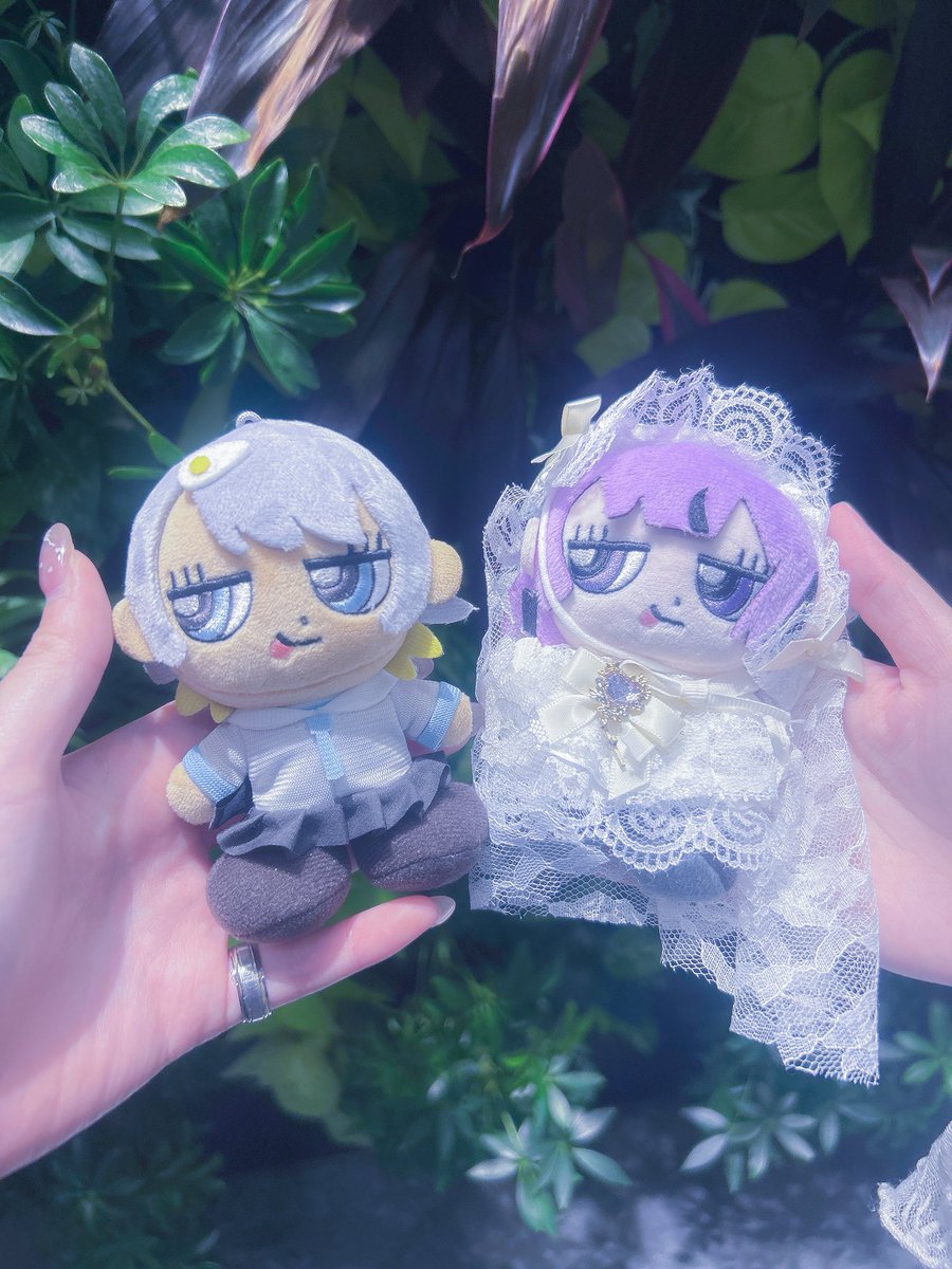 shar9_xno's tweet photo. 栗にイチジクに抹茶、伝雷概念(？)ヌン茶最高でしたｯ🎶
実は高校の同期なんだな朝ちゃん。笑 https://t.co/piarxxpM7q