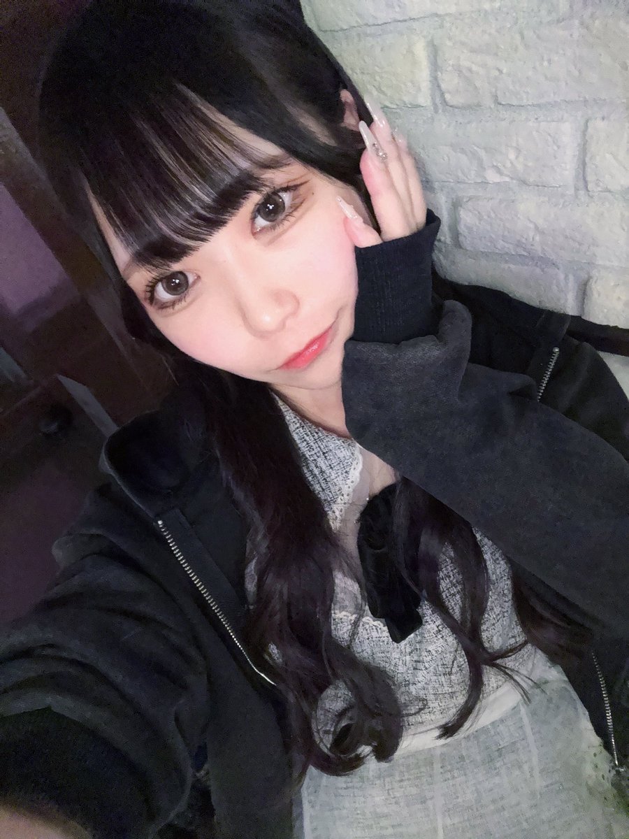 mizu_hanirabi's tweet photo. 🆕くろちゃん21:30~みんな仲良くしてあげてねー＞ ·̫ ｑ🍓♡
みずちさんは予定ないのであいにきてねーーーーーーーーーーーーん！！！！(本気)

18:00-25:00 @hani_rabi00 https://t.co/QXWbv9PzH1