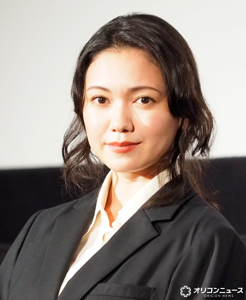 oricon's tweet photo. 二階堂ふみ、役所広司は“恩人”
「生涯をかけて恩返しをしていきたい」
⠀
映画『わたしの知らない子どもたち』
公開初日舞台あいさつに登壇📸
⠀
監督・主演を務めた役所への思いを明かした
https://t.co/zJ40GY3Q1O
⠀
 #わたしの知らない子どもたち @wsk_movie https://t.co/QKAswGiRrd