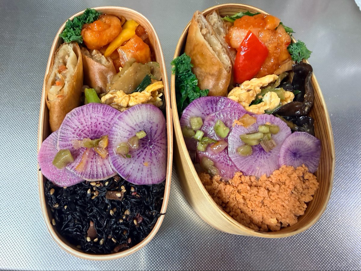 shimaumafive1's tweet photo. 今週もお疲れ様でした🫠
弁当写真一日しか撮ってない😄
サラダ🥗作り置きも
直ぐ消えるし🫥
3日しか働いてないのに
ジムでスミスマシンやったら
膝が痛い🤣なぜー？
来週末は仮面ライダーFSだぜ
台風来るなよ🌀
#workoutdone https://t.co/JYteE4Z53J