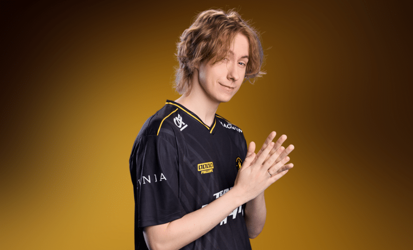 HateCentralVLR's tweet photo. Chro no kill vs LOUD : 

3 maps
36 kills
53 deaths
18% hs
0.48 rating on decider

G.O.A.T. 🤩🐐 https://t.co/In3r4XrD70