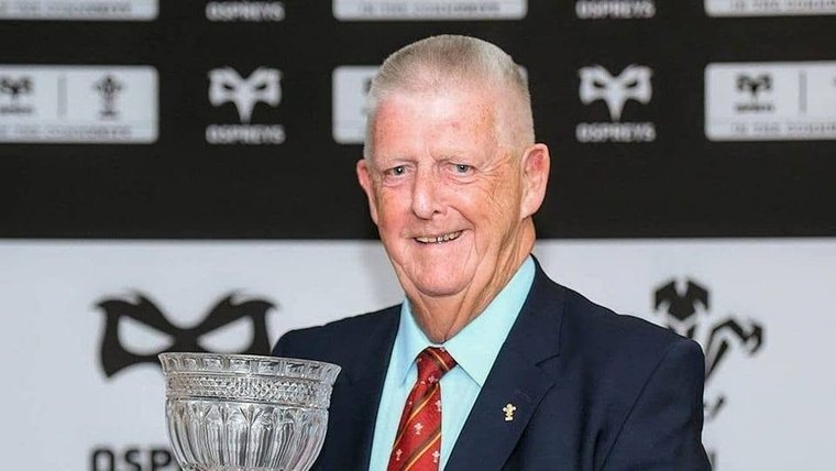 DunvantRFC's tweet photo. GERAINT EDWARDS RIP #Pitchero
https://t.co/biHm2Skm3S https://t.co/WG8lotyrOa