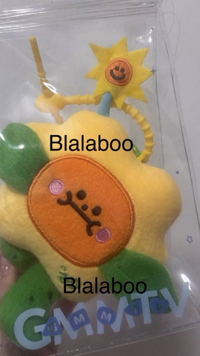 blalaboo's tweet photo. WTS ส่งต่อ น้องใจดี 
ไม่เคยเอาออกมาห้อยเลยค่ะ 

💛V.1 ราคา 1090 บาท นัดรับได้ค่ะ 

ค่าส่ง 🎈 40 บาท 

 #ตลาดนัดจุงดัง #ตลาดนัดGMM
#GMMTVFANIVAL2026HappyFamily https://t.co/9nHiGnvFSi