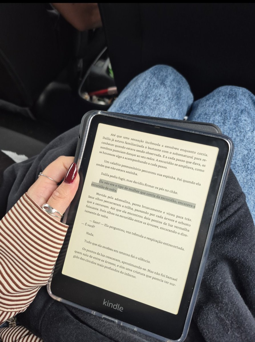 josukehigata's tweet photo. Sempre eu e o Kindle contra o mundo https://t.co/aUtLKuKvTQ