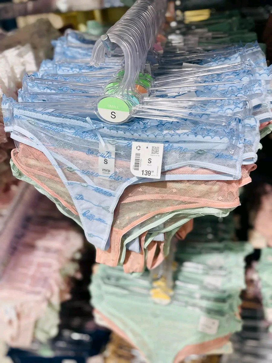 AmoNtombi's tweet photo. Bafazi affordable undies here,run to Mr price🔥🔥🔌🔌 https://t.co/jvbJ2Gqh8f