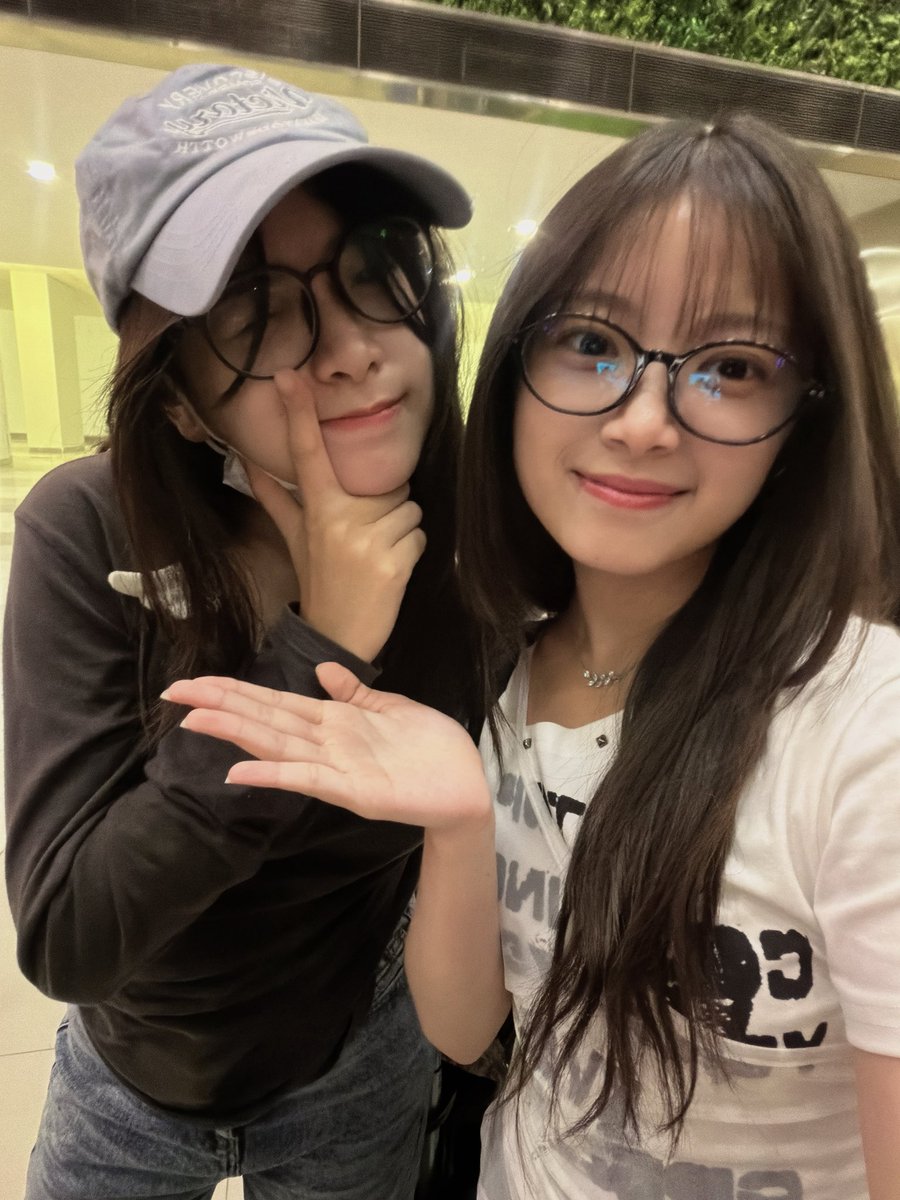 RFritzy_JKT48's tweet photo. #FritzDay loh ya🍵 https://t.co/3xo8hozeKU