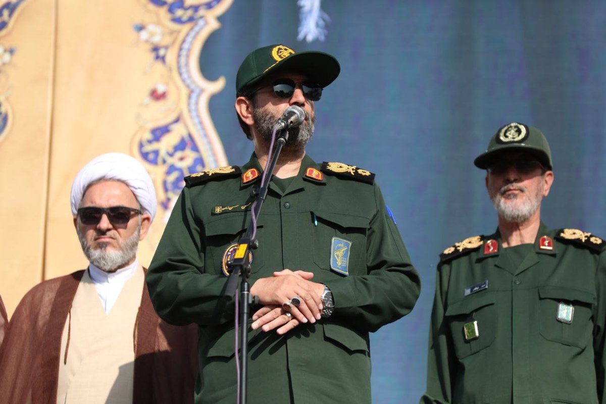 DonyaviNazar's tweet photo. بدون شرح اما پر از گفتنی
آفرین به همتتان ،آفرین به همدلی
یه رزمایش dشمن سوز دیگه👌
#از_بعثت_تا_مواسات https://t.co/kEuI9pFeyr