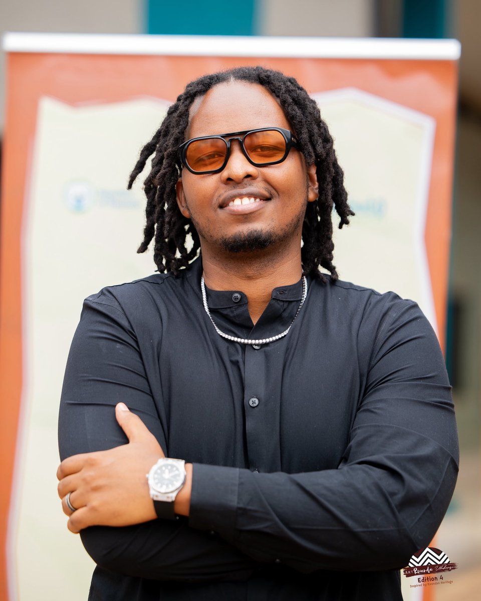 ubuhanziRw's tweet photo. Ubuhanga bwabo mu muziki ntibushidikanywaho. Inganzo yabo yarenze u Rwanda, yambuka n’imipaka yarwo kubera imiterere yayo.

Akanama Nkemurampaka kacu mu Cyiciro cy’Umuziki karimo @christianebukur, wegukanye #ArtRwanda_Ubuhanzi All Stars Edition mu Cyiciro cy’Indirimbo; @IgorMabano, umuhanzi akaba n’umwe mu mfura z’abize mu Ishuri rya Muzika ry’u Rwanda na Philippe Kenny Mirasano uri mu bahanzi biyeguriye umuziki gakondo. 

#AguraImpanoYawe  
#NurtureYourTalent