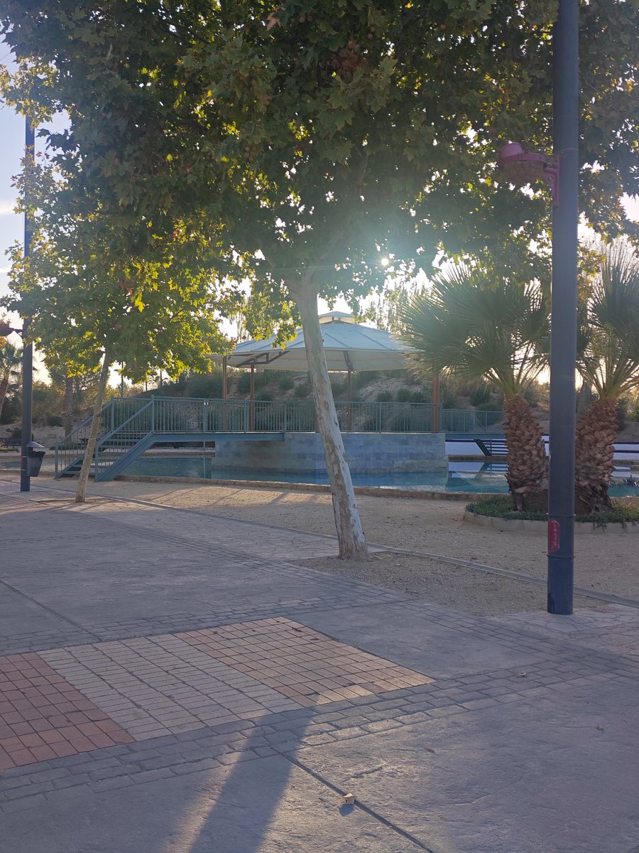 EventosGoFF's tweet photo. La entrada al evento, además del parking, para este fin de semana en el #huetortajargo se realizará por el paseo de la Ronda Oeste, recinto ferial, junto al Estánque de Gabriel. https://t.co/936zIRLBCG