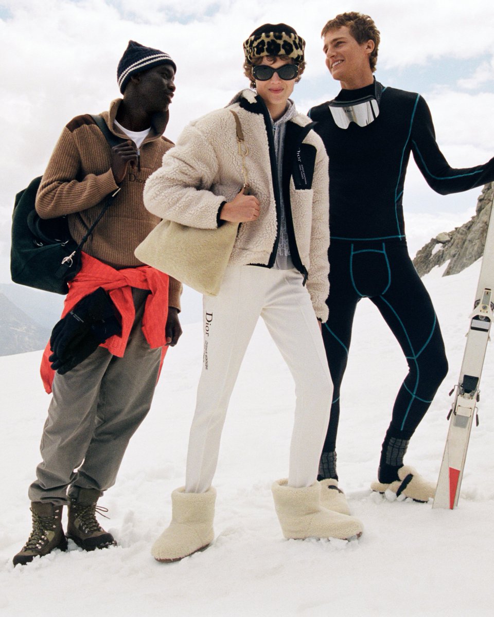 Dior's tweet photo. High-performance skiwear, for the piste and après.

Dior Alps 2026 featuring Noor Khan, Alassane Ndao &amp; Thomas Finn.

In stores and https://t.co/jkLQhzcwDX

#DiorAlps https://t.co/DqRy8sOAC6