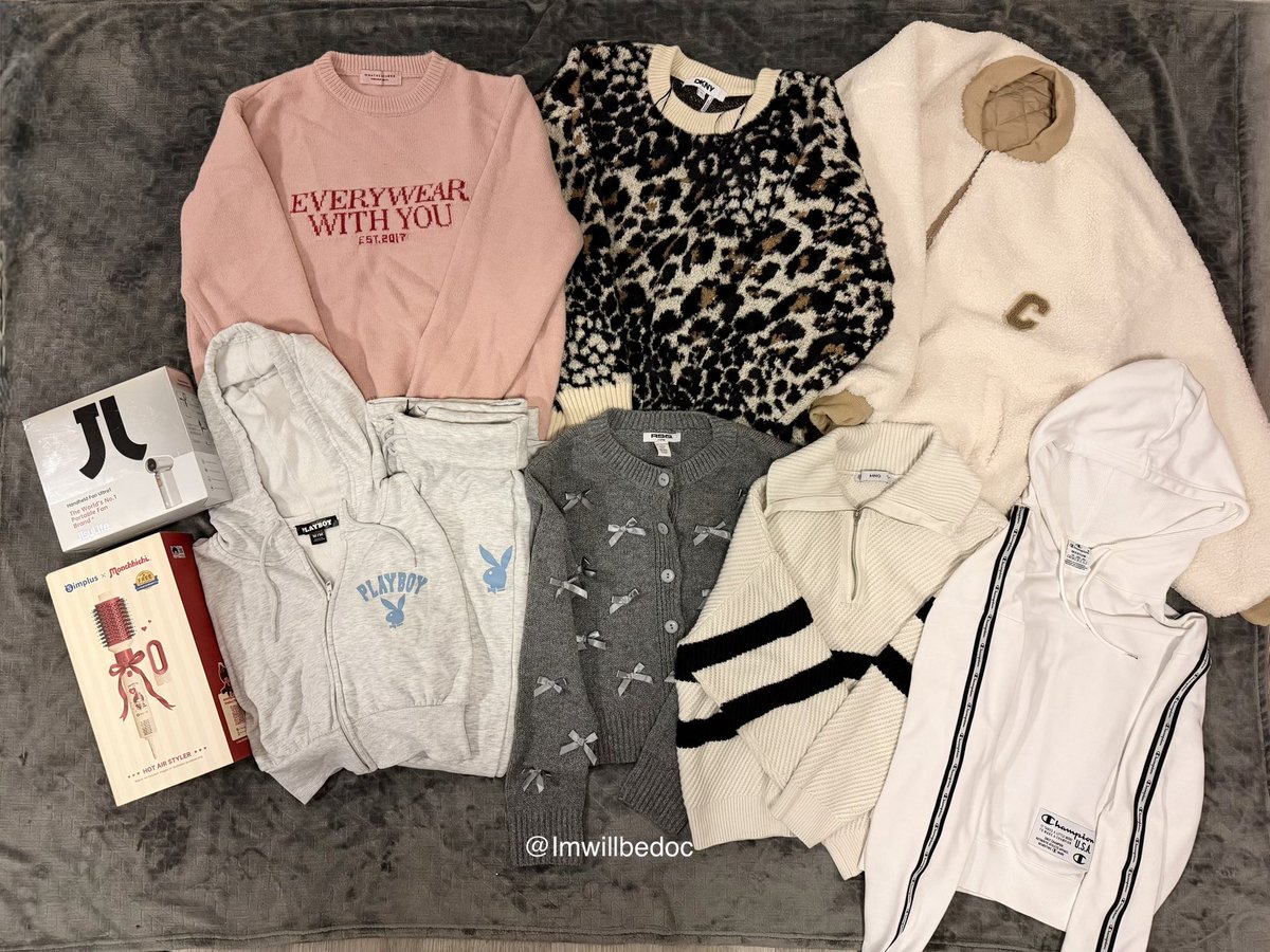 Imwillbedoc's tweet photo. ╰₊˚ used &amp; new ถูกๆ เน้นโล๊ะตู้ มีมากกว่าในรูปค่ะ🍒

🕑 ลงพน 19:00

📦 ค่าส่ง 1-4 ตัว 40 | เหมา 55 (ผ้าหนัก+10)
รี+ปัก+ฟอล ลด 5฿

#โล๊ะตู้เสื้อผ้า #ส่งต่อเสื้อผ้า #ส่งต่อเสื้อผ้ามือสอง #เสื้อผ้ามือหนึ่ง #ส่งต่อราคาถูก #cintage #ส่งต่อduex #feelfree #stylistshop #ส่งต่อfeelfree https://t.co/B7bjFiADHI