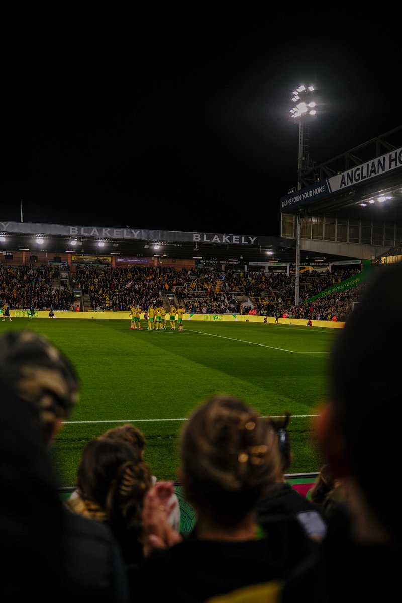 TookeDaniel's tweet photo. #ncfc #norwichcity https://t.co/UgDPjfUviV