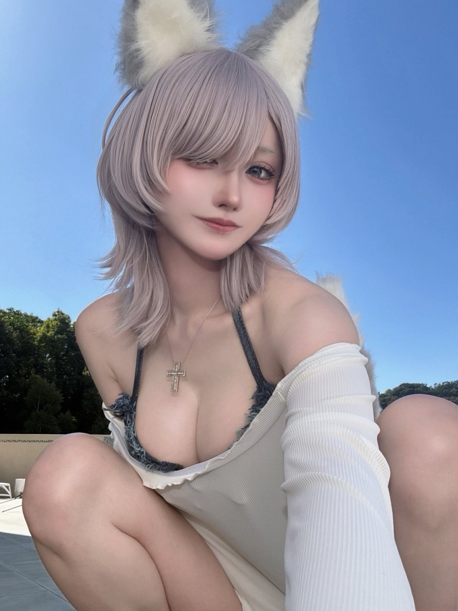 himononeko's tweet photo. OKitsuné Summer🌻✨️🦊 https://t.co/zx6WELOexd