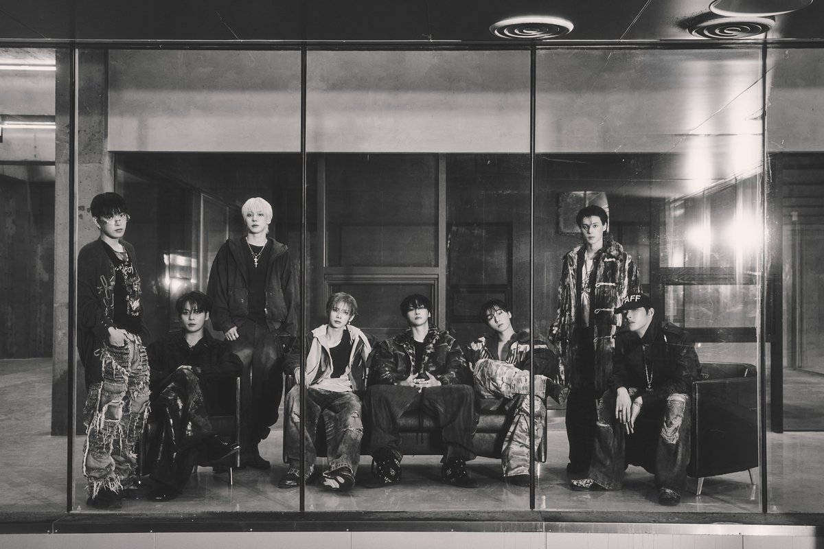 MAYUGEssoyo's tweet photo. 一家団らんって感じ🌼 https://t.co/qsKPBEXgIu