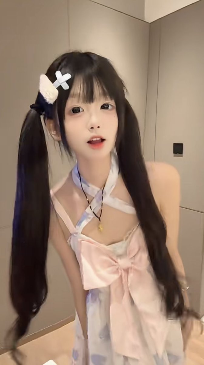 lisa81iy7's tweet photo. 晚上18:30刚拍的

有人想锐评一下我16的福嘛 🥹       

看完不许瞎说，赶紧看，   

流言 2，，我真秒发！🙋
不要🚪 https://t.co/sCU4V8mCgV