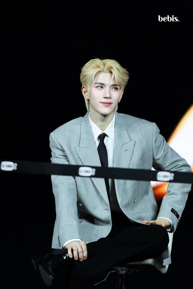 chinzhilla_2k6's tweet photo. My Barbie Boy Fot"💕

LETS SHOUT OH MY FOURTH

#FourthConcertD1 https://t.co/zzHIIJTSAf