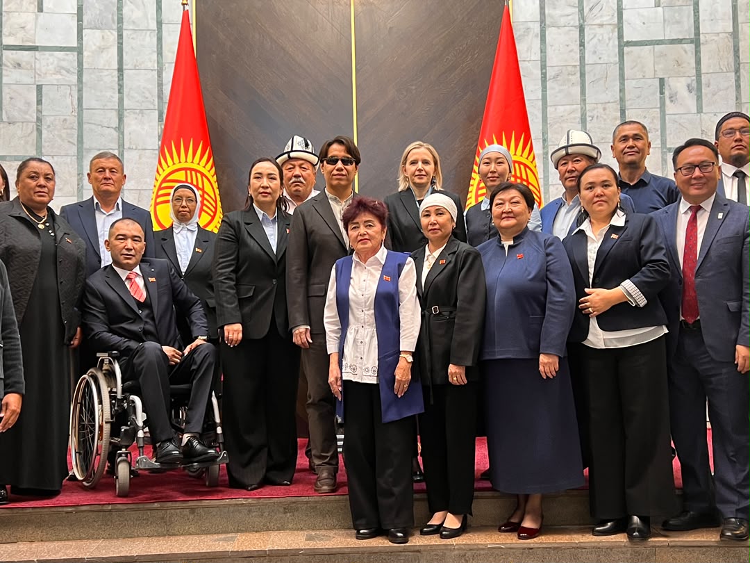 undpkg's tweet photo. For the first time, deputies with disabilities from across Kyrgyzstan have established a national network to strengthen inclusive local governance and ensure that everyone’s voice is heard in decision-making.
Read more https://t.co/mGrgKSo2D0 https://t.co/C9XLQT4MSs