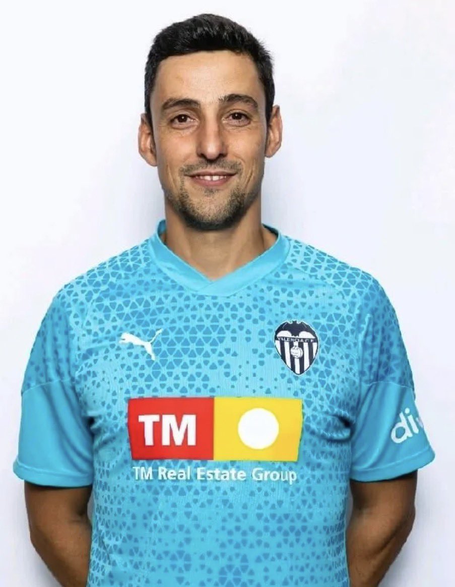 sgpulgar's tweet photo. El @Burgos_CF ha incorporado a su cuerpo técnico al psicólogo deportivo burgalés Jonathan Muñoz, con experiencia en otros clubes como en el @valenciacf o @LevanteUD . https://t.co/LzfyHbgodI